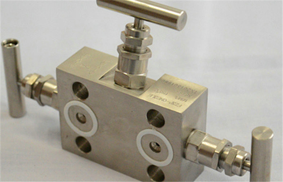 Industrial Chinese valve manifolds , of 3 way valve manifold pressure up to 6000psi